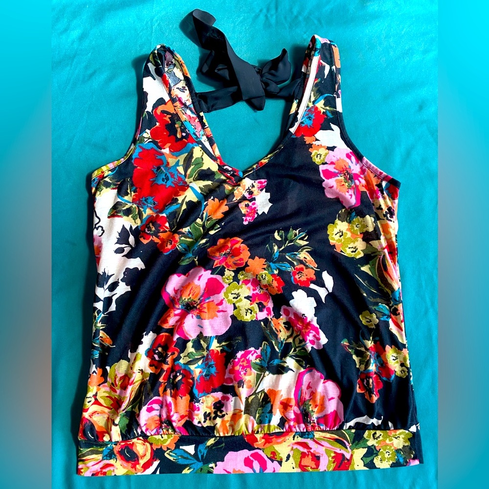 Lily Star Black Floral Sleeveless Surplice Back Top, Size Large